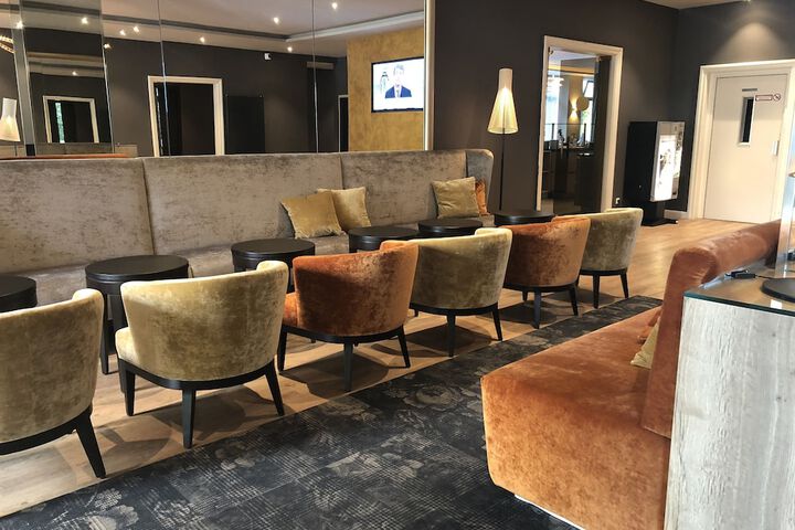 Guest Lobby