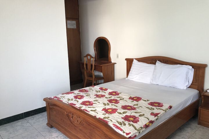 Tay Ho Hotel