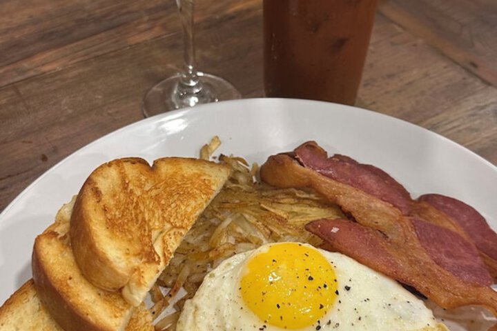 Breakfast/Coffee Service 38 of 52