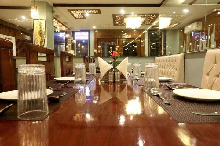 Dining 41 of 55