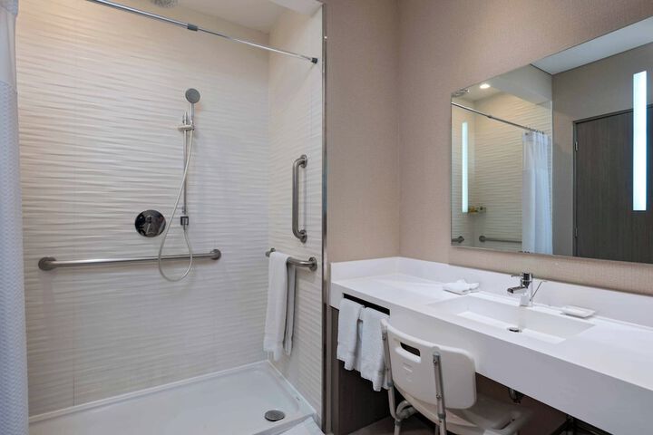 Clean Restrooms