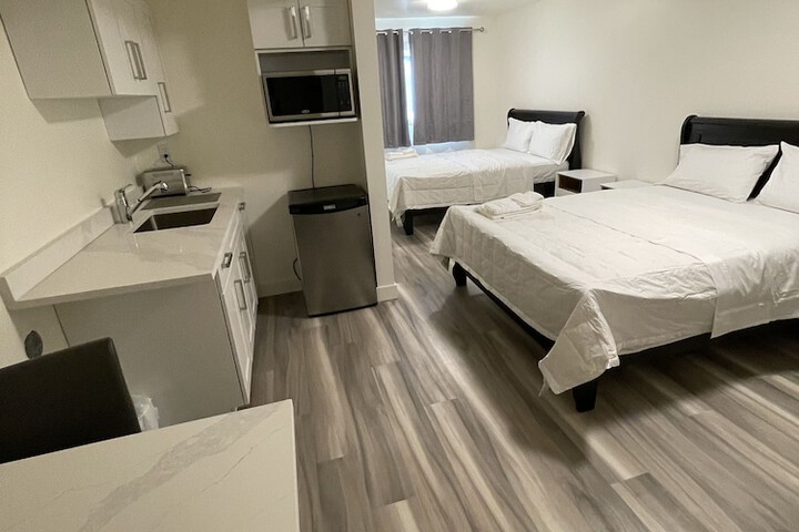 Room 21 of 94