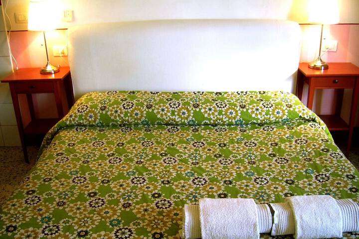 Room 12 of 23