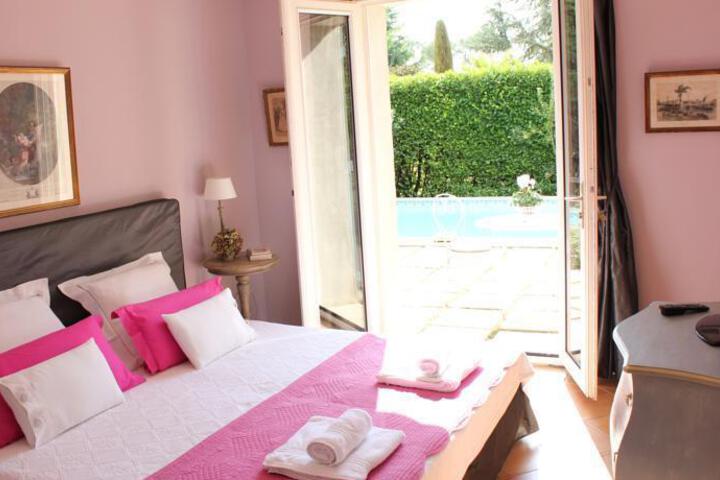 DOMAINE DES ROSES HOTEL