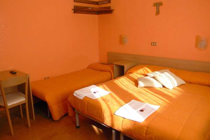 Room 28 of 51