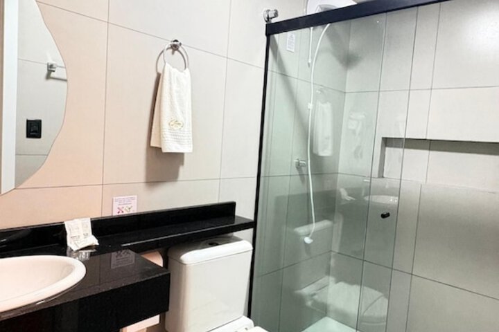 Room 104 of 113
