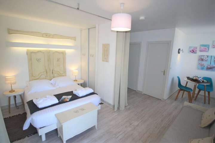 Room 50 of 164