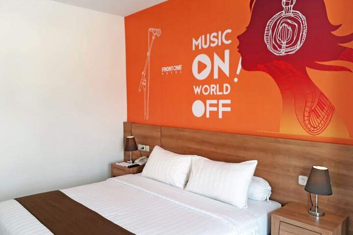 Room 5 of 37