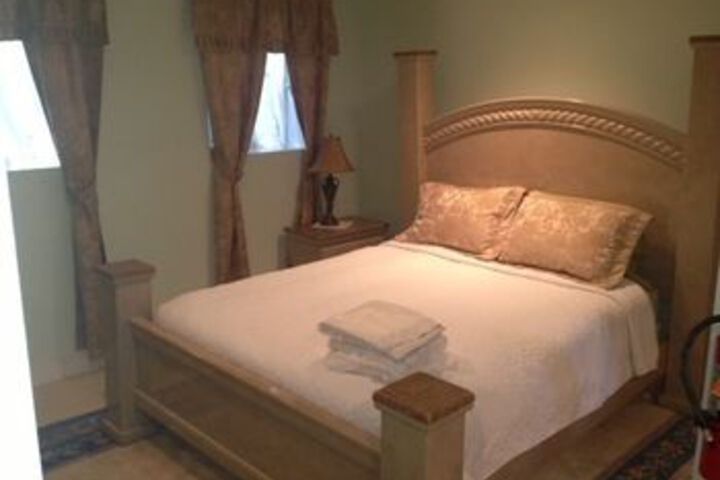 Room 3 of 13