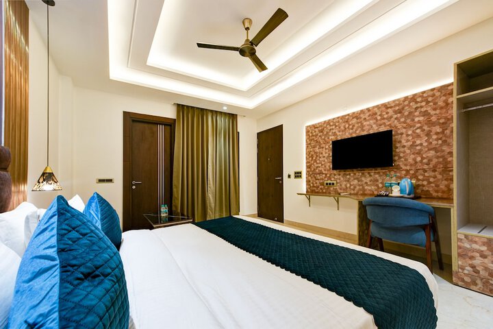 Room 29 of 52