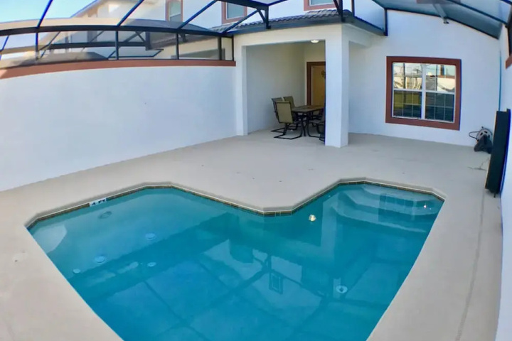 Pool 16 of 24