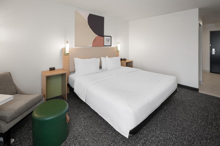 Room 39 of 63