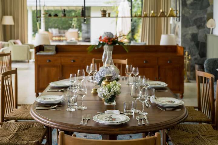 Dining 43 of 60