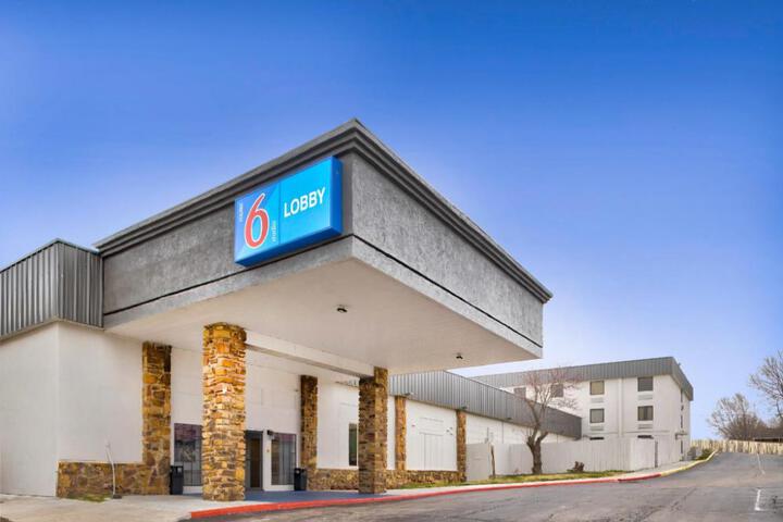 Motel 6 - Bartlesville OK in Bartlesville, OK