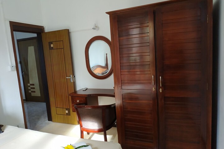 Room 12 of 47