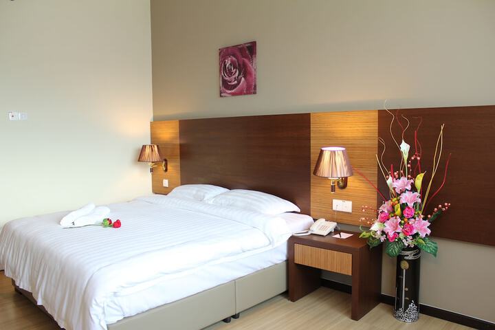 Room 9 of 31