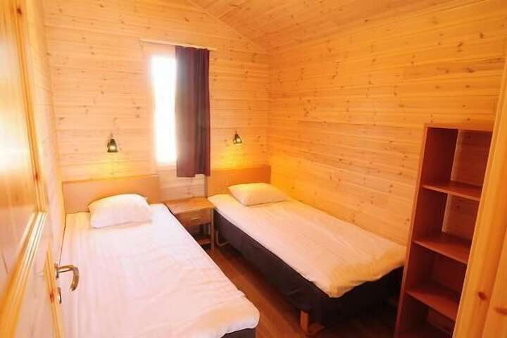 Room 7 of 36