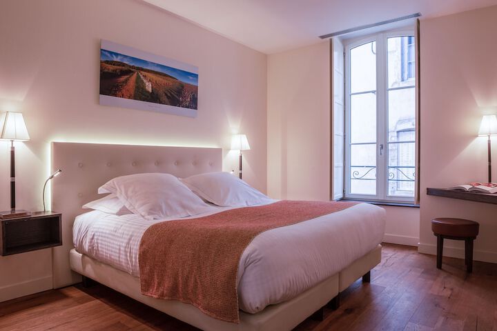Room 15 of 110