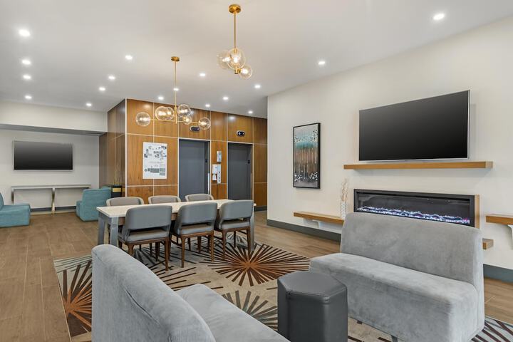 Hotel Lobby