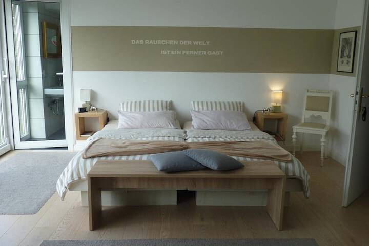 Room 16 of 54