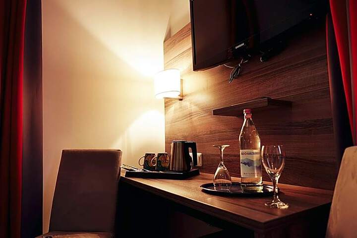 Photo 3