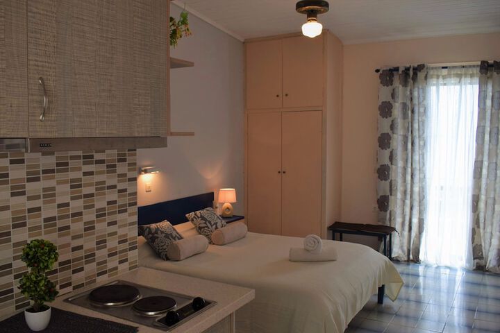 Room 5 of 48