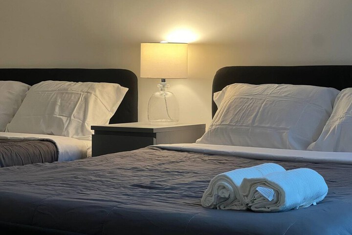 Room 69 of 108