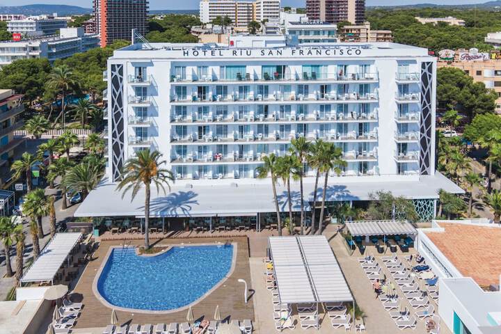 Hotel Entry