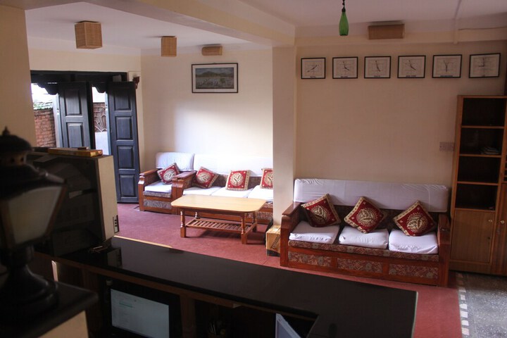 Hotel 2 of 64