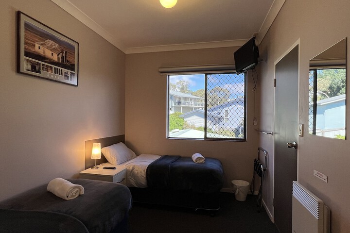 Room 7 of 23