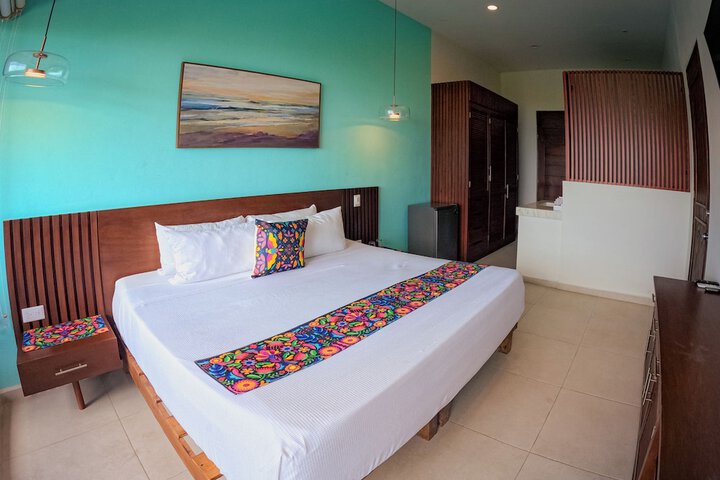 Room 25 of 115