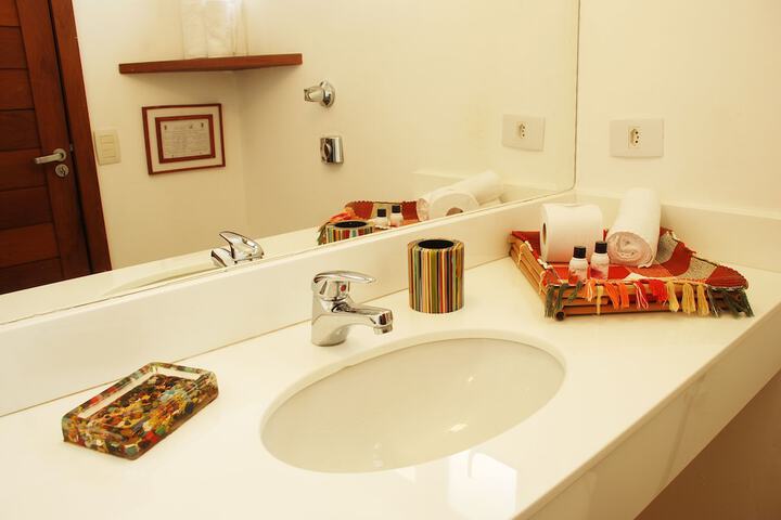 Clean Restrooms