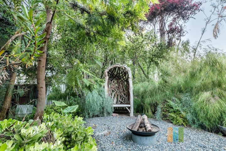 Property Grounds 27 of 27