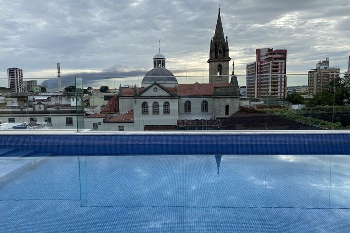 Pool 39 of 77