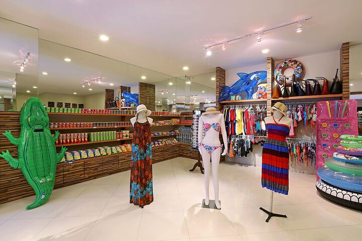 Gift Shop 106 of 189