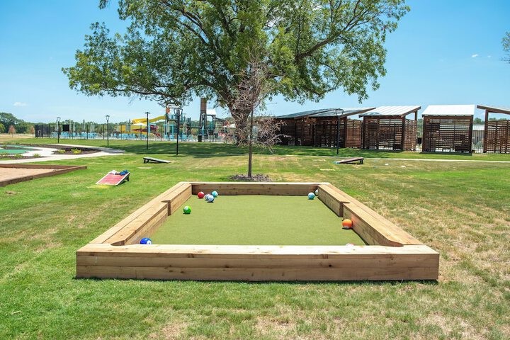 Property Grounds 49 of 58