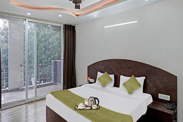 Room 14 of 24