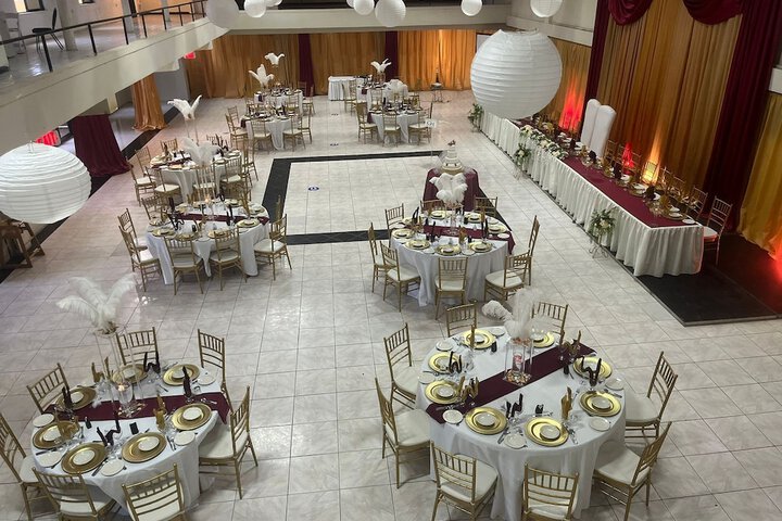 Ballroom/Hall 46 of 61
