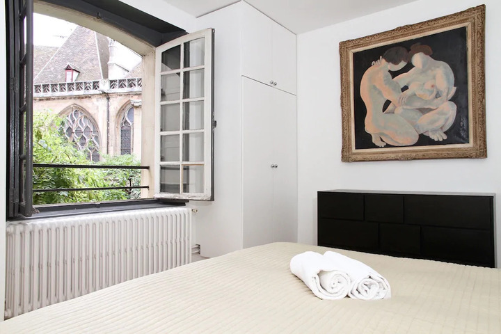 Photo of INTO PARIS - APPARTEMENT HOTEL DE VILLE