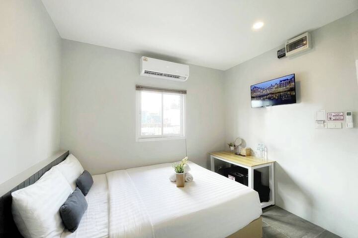 Room 65 of 110