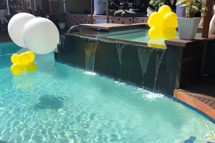 Pool 14 of 24
