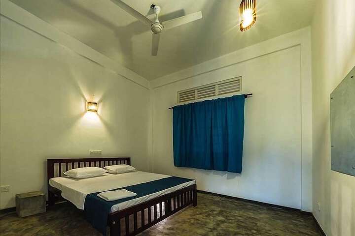 Room 12 of 29
