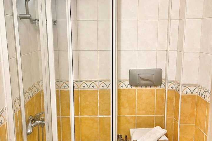 Bathroom Interior Photo