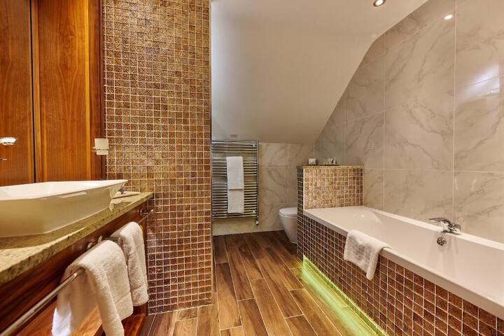 Bath Photo