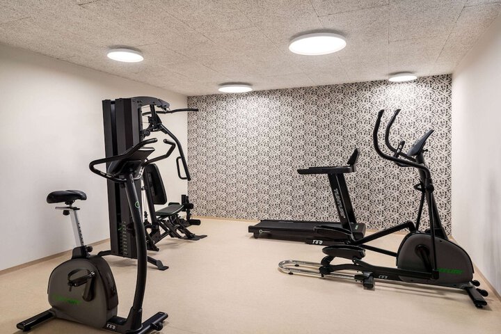 Health and Fitness 28 of 64