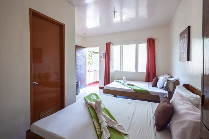 Room 17 of 116