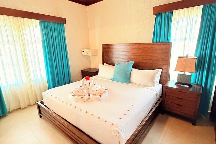Room 35 of 172