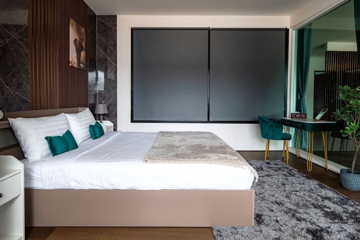 Room 25 of 86