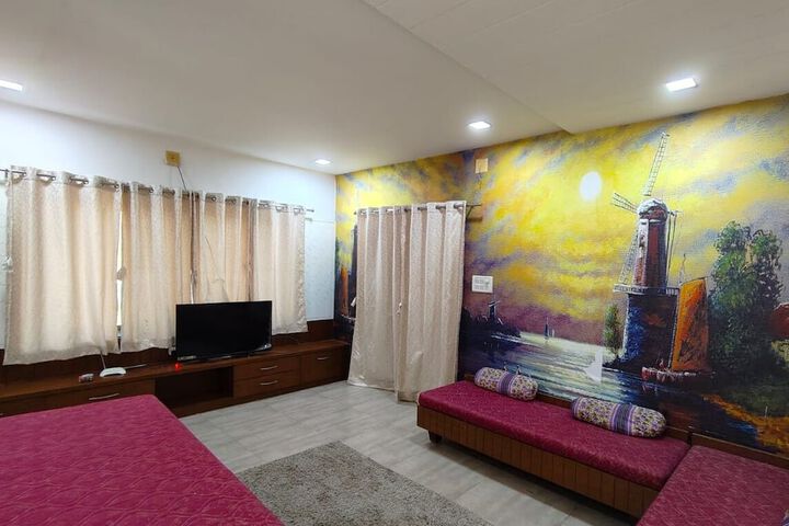 Room 7 of 43