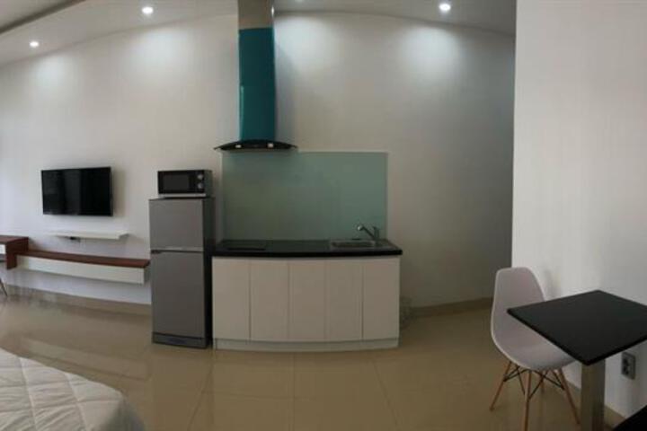 MOONLIGHT BEACH HOTEL